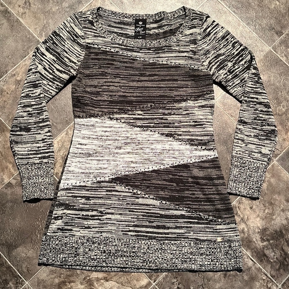 Point Zero Sweater Triangle Heather Pattern
